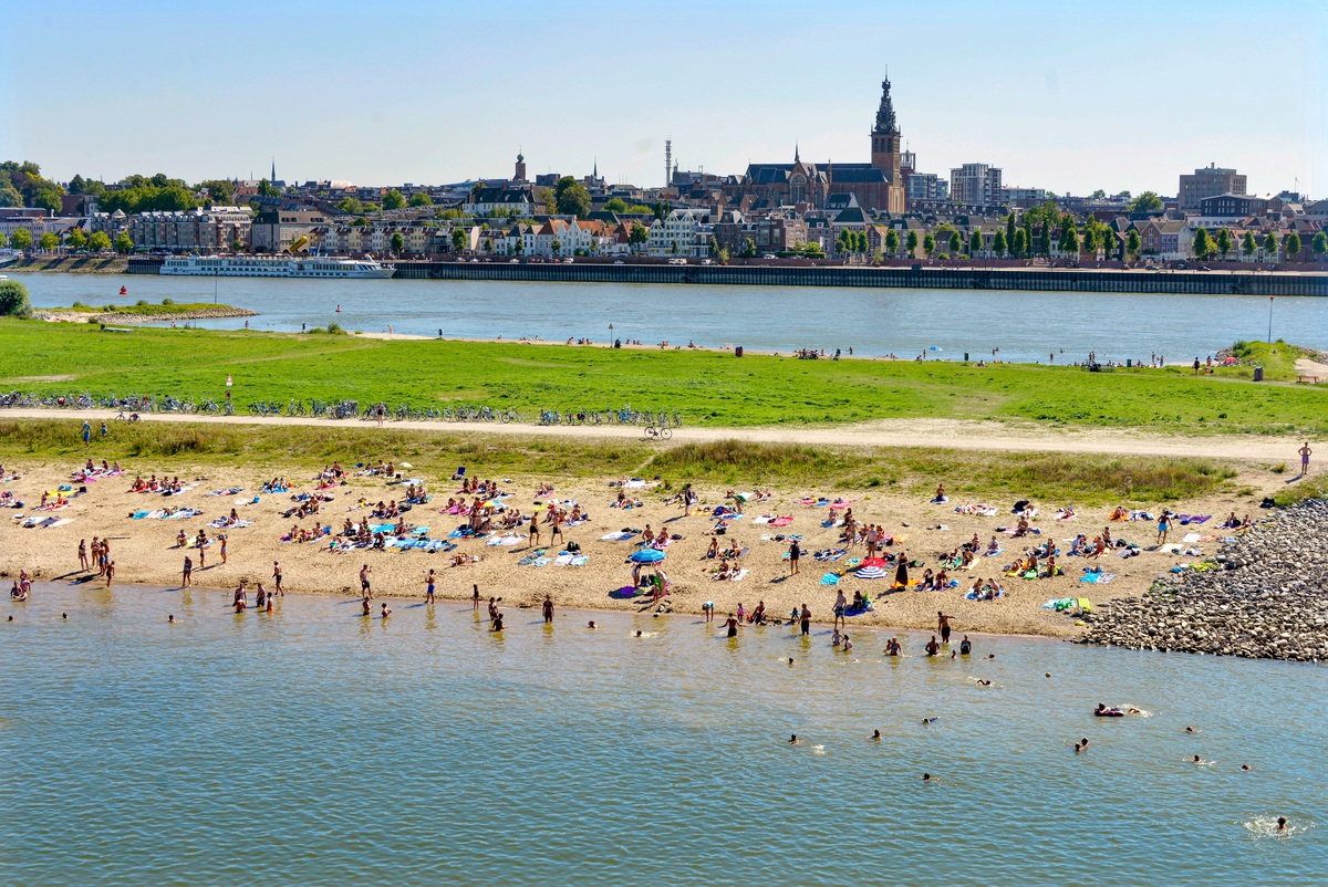 Stadseiland Nijmegen in de zomer - foto van gemeente Nijmegen