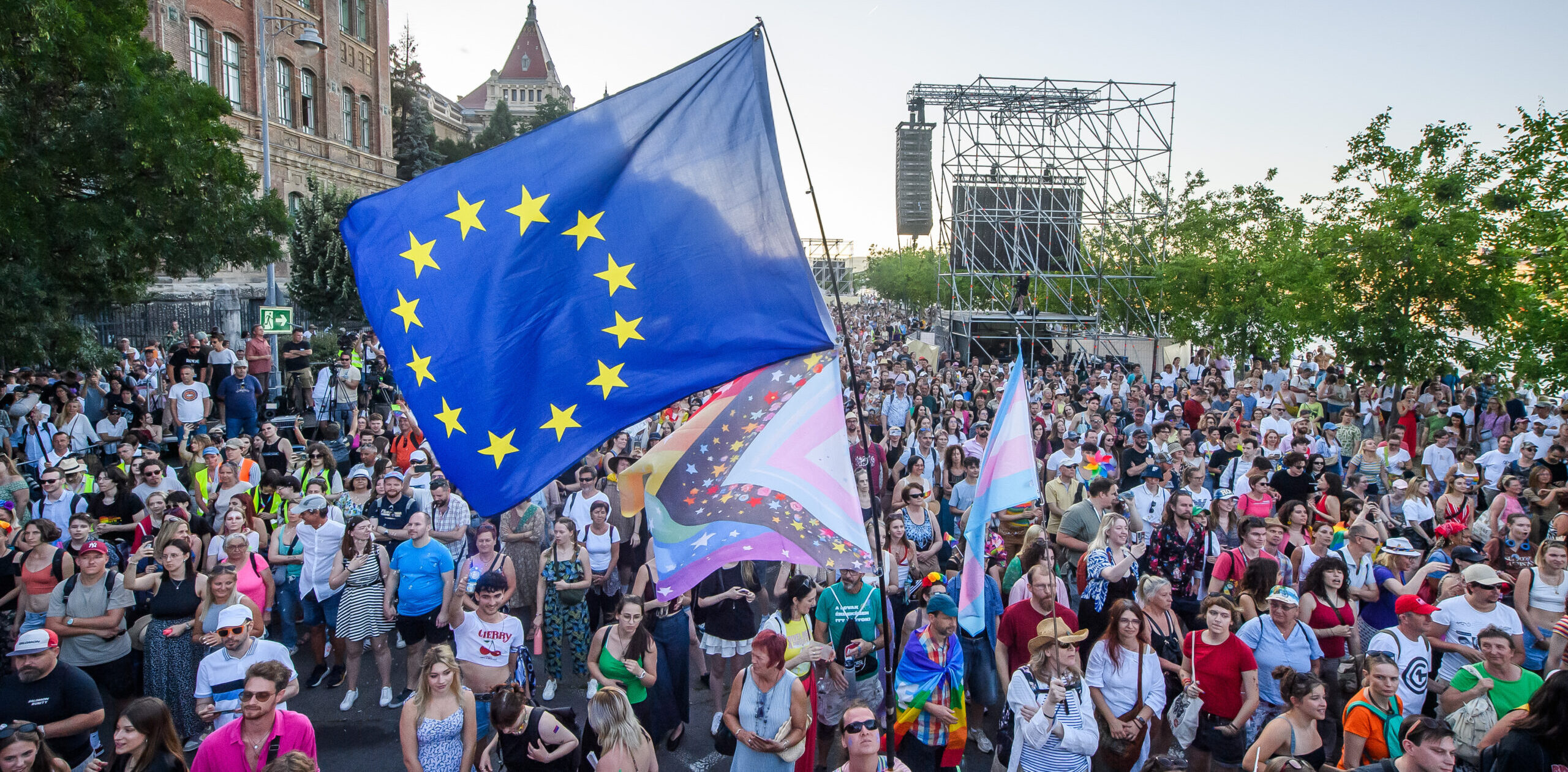 Budapest Pride March with the participation of Nicolae ȘTEFĂNUȚĂ, EP Vice President and EP Members