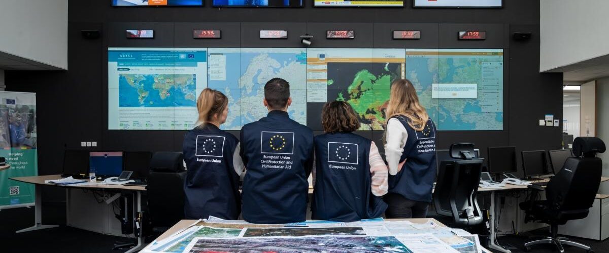 Nederlandse brandweer werkt samen in Europa tegen natuurbranden.