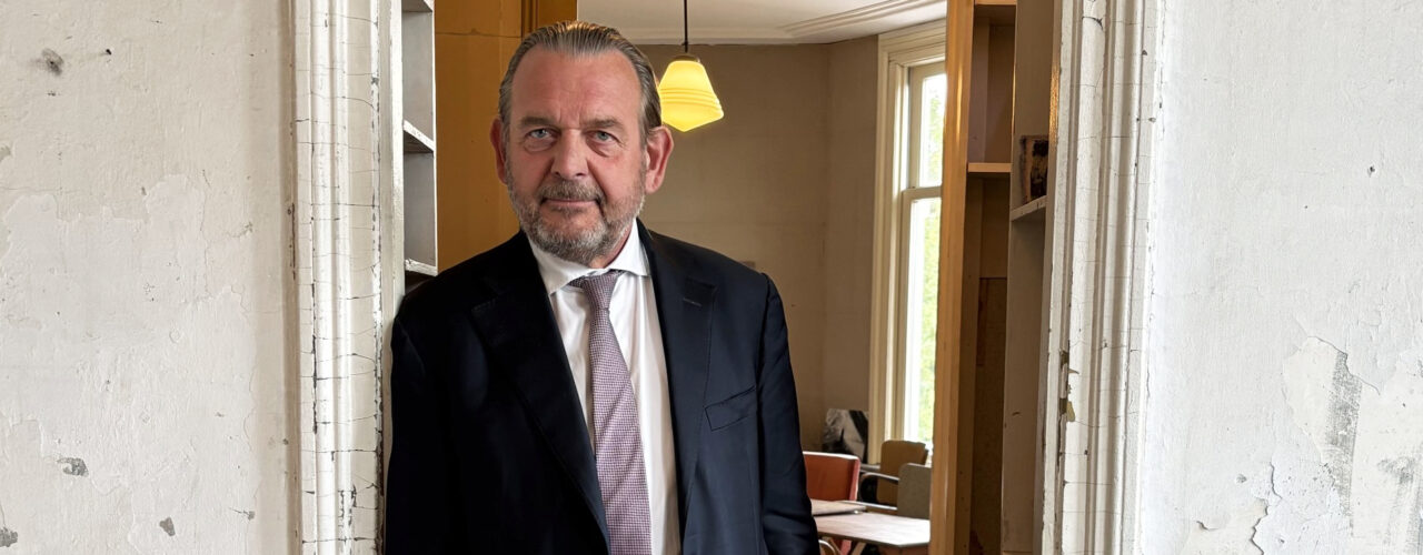 Nationale ombudsman Reinier van Zutphen praat over het Europese Asiel- en Migratiepact